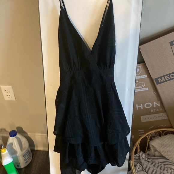 American Threads V Neck Romper - Picture 2 of 5